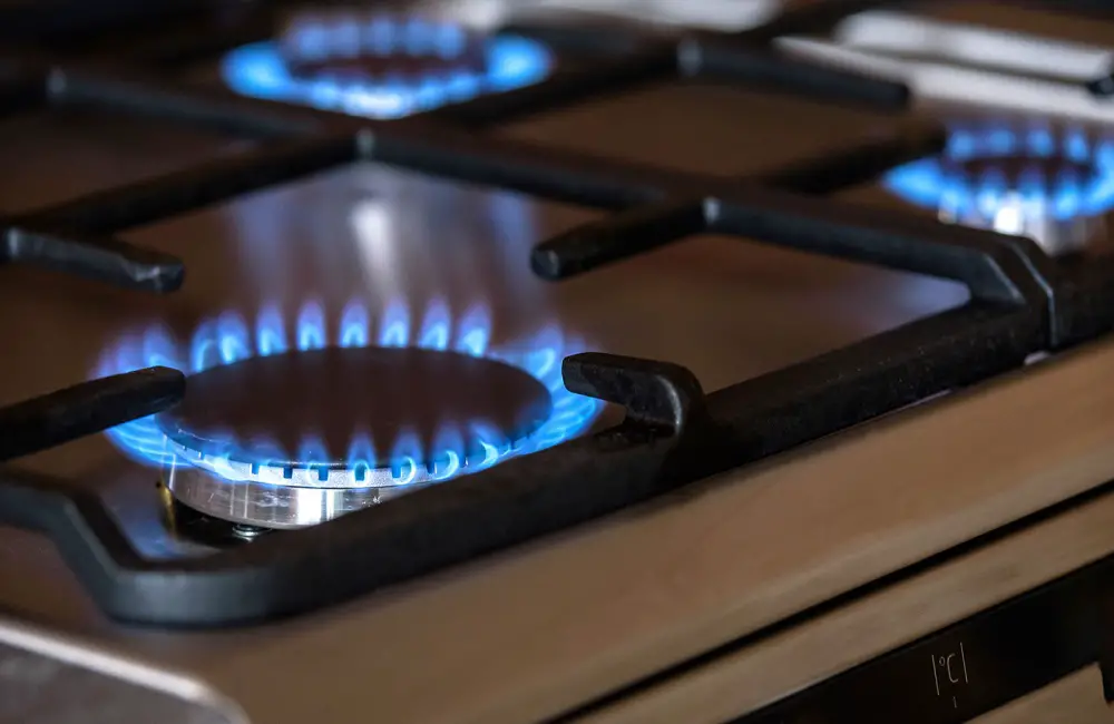 How To Clean A Dirty Stove Top